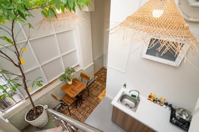 V Living - Hidden Gem in District 1 & Free Laundry – Photos 3