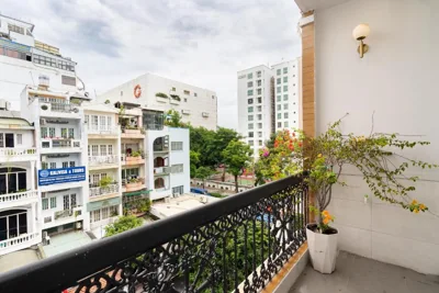 V Living - Hidden Gem in District 1 & Free Laundry – Photos 12